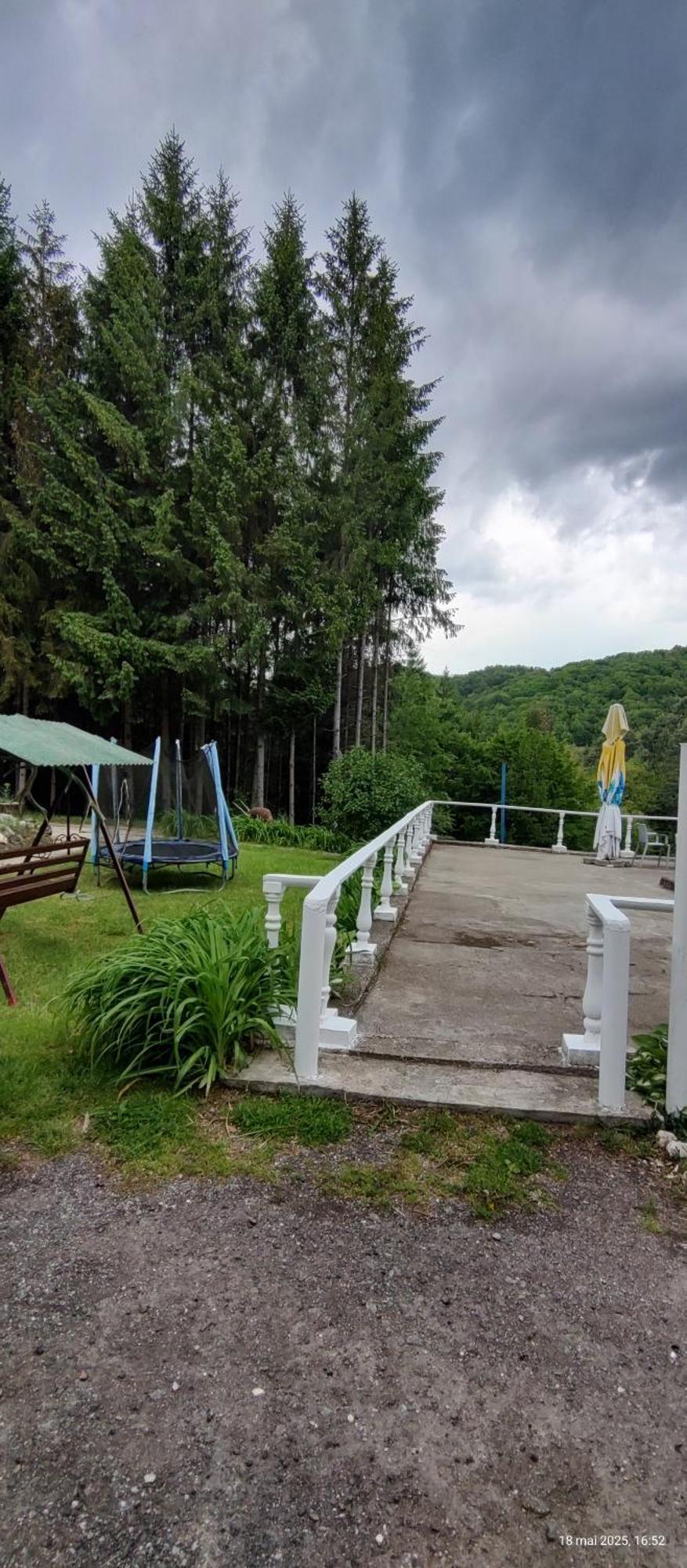 Cabana Cerbu Bozovici Zewnętrze zdjęcie